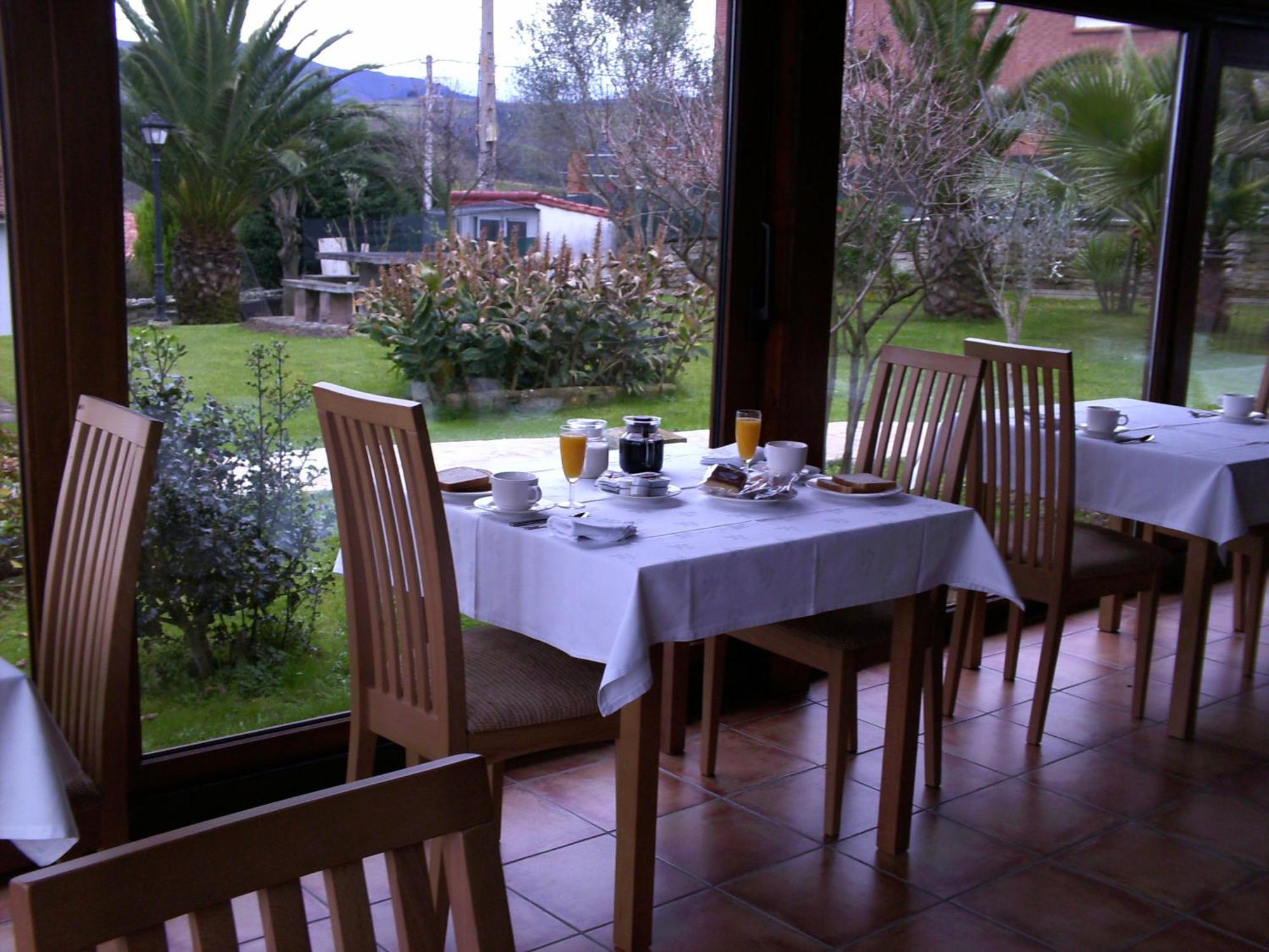 Hotel Azul De Galimar San Vicente De La Barquera Exteriör bild